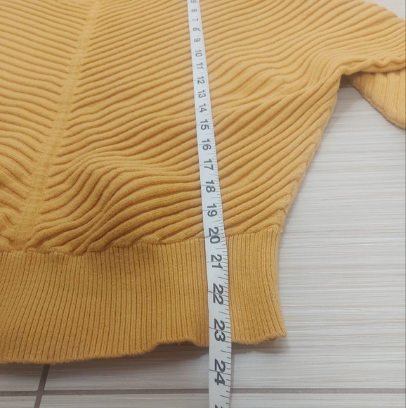 Afani knit sweater - Picture 5 of 7